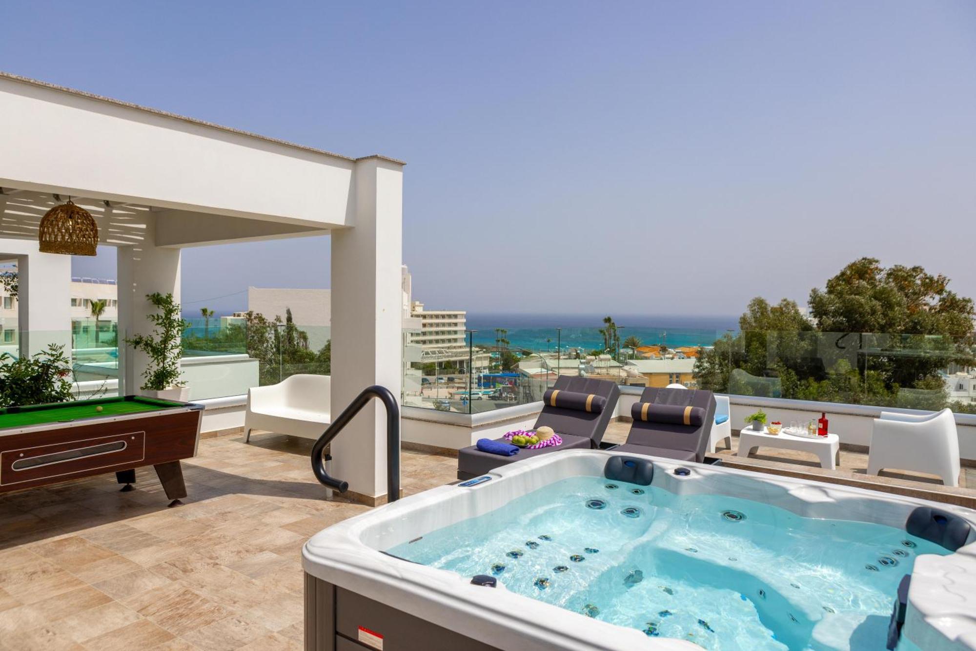 Вилла Fig Tree Bay Residences 4 *