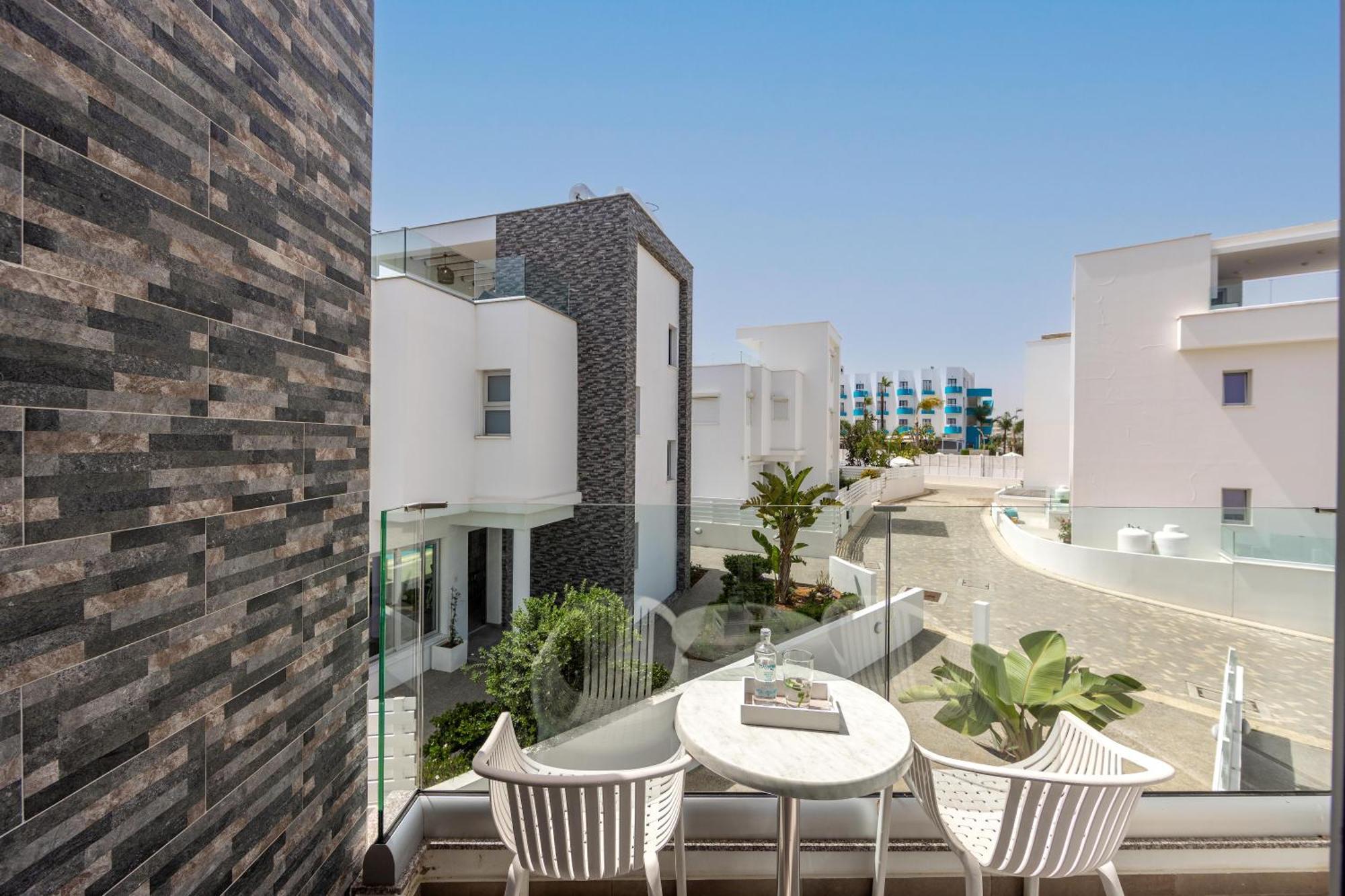Вилла Fig Tree Bay Residences 4 Протарас