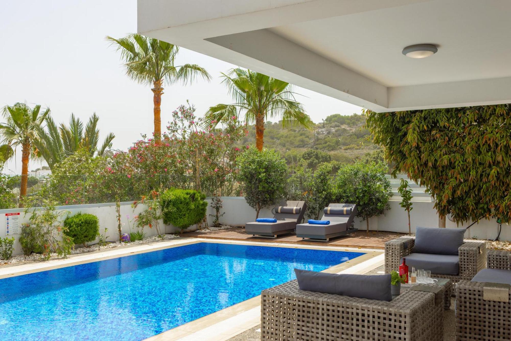 Fig Tree Bay Residences 4 Протарас