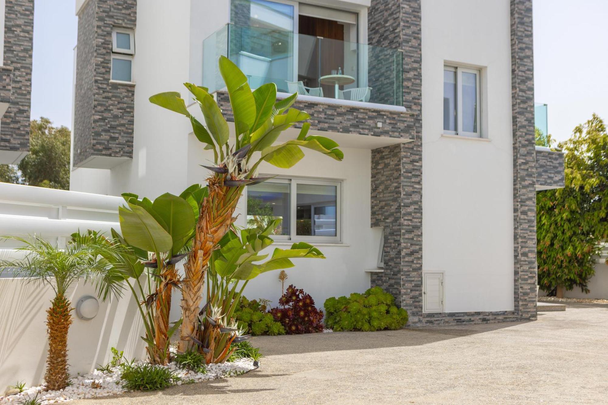 Вилла Fig Tree Bay Residences 4